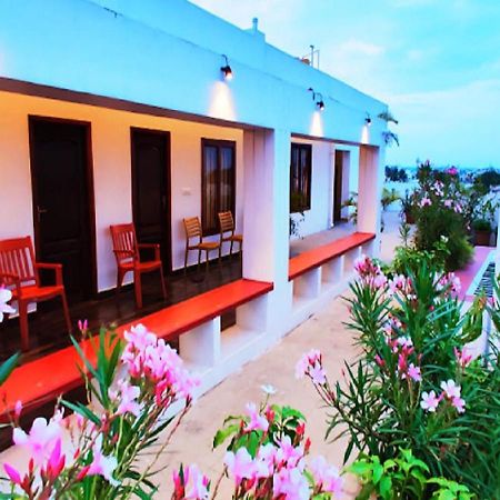 The French Villa Elite Pondicherry Bagian luar foto