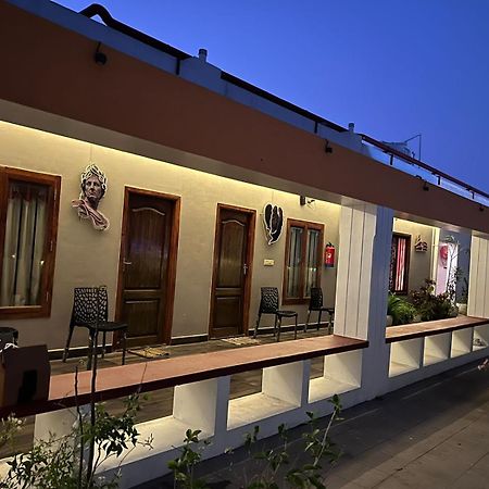 The French Villa Elite Pondicherry Bagian luar foto