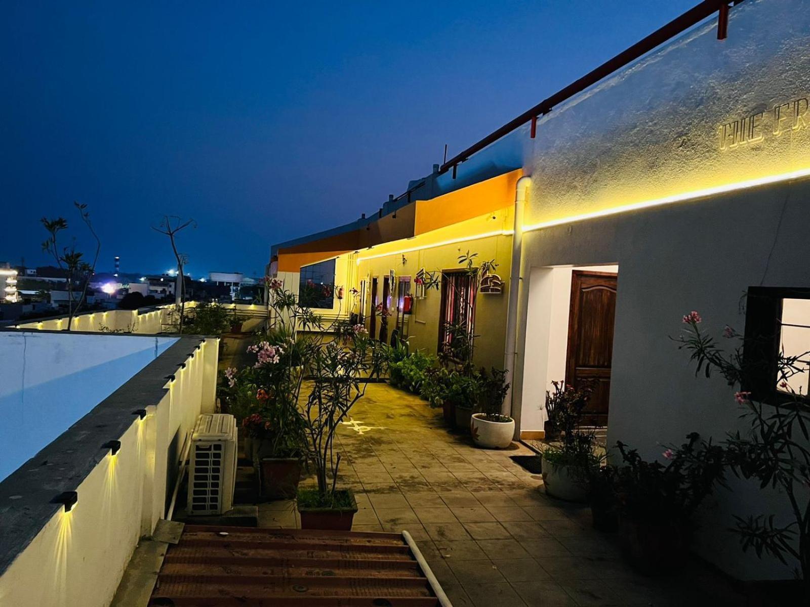The French Villa Elite Pondicherry Bagian luar foto