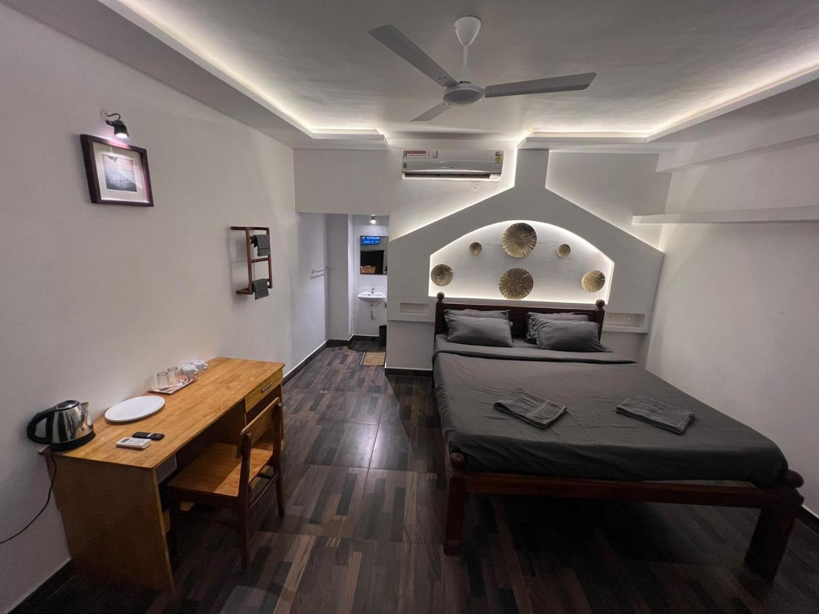 The French Villa Elite Pondicherry Bagian luar foto